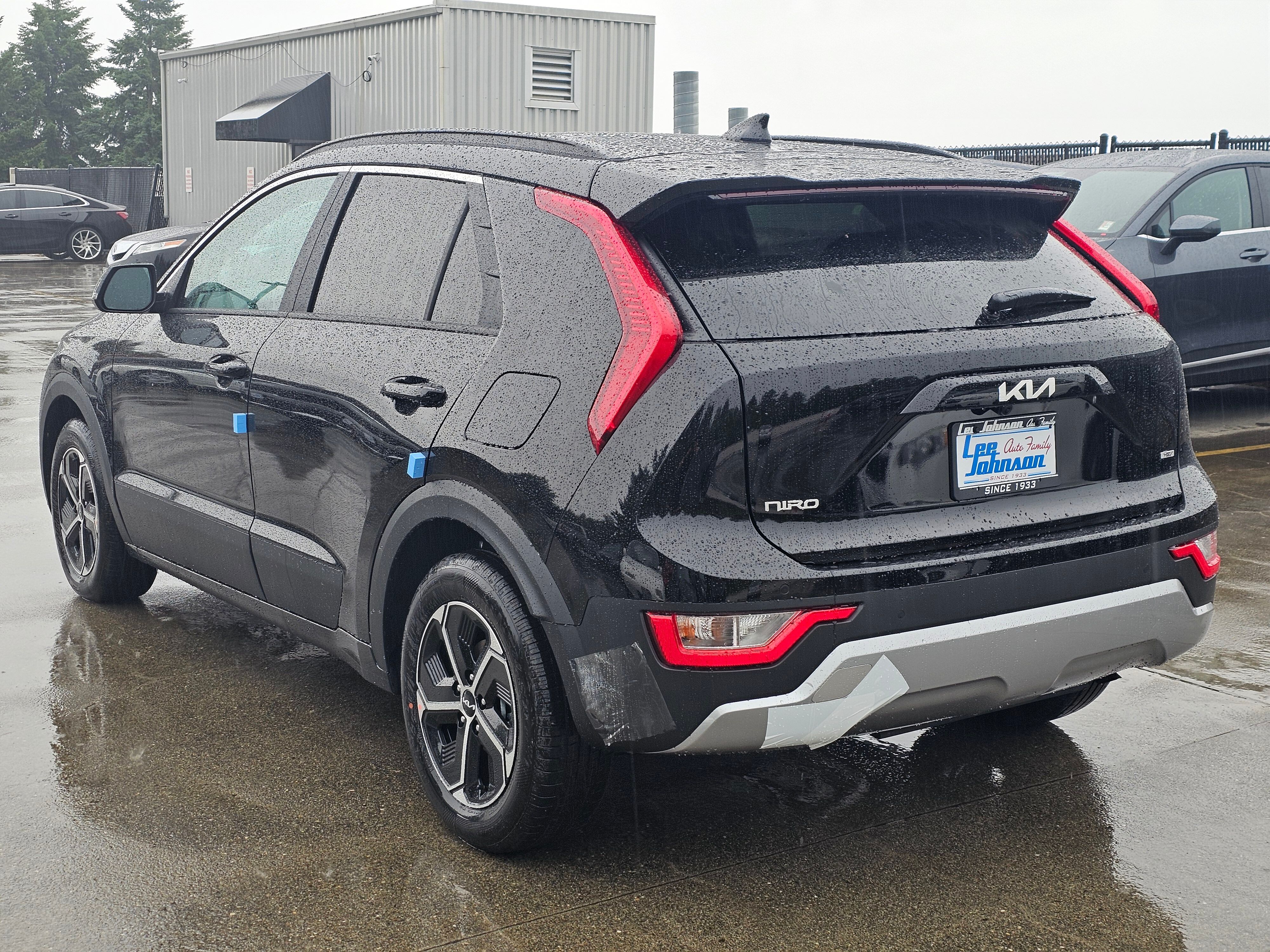 Vehicle image 7 of 35