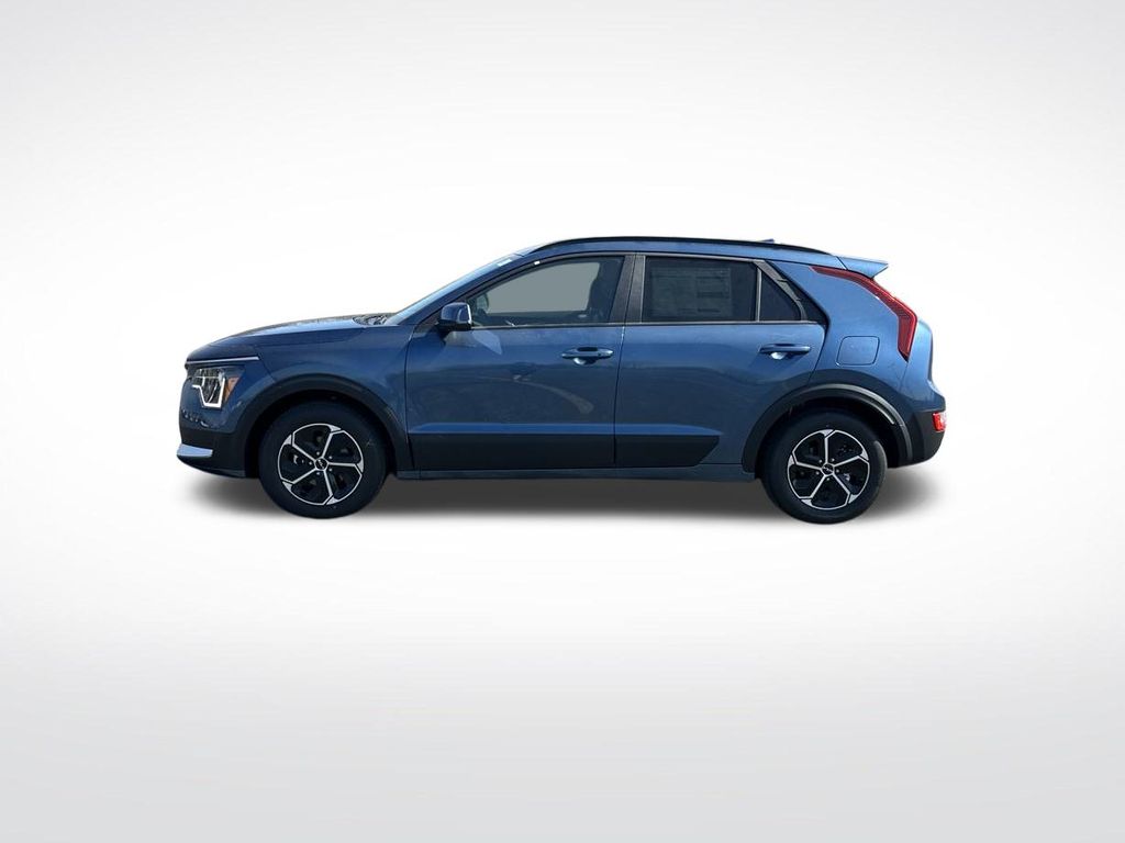 Vehicle image 8 of 33