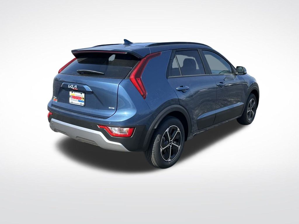 Vehicle image 5 of 33