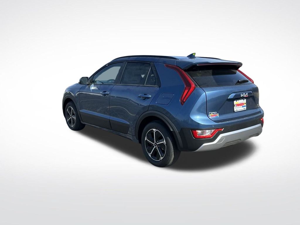 Vehicle image 7 of 33