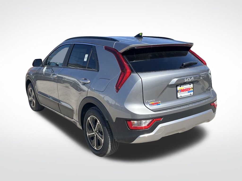 Vehicle image 7 of 31