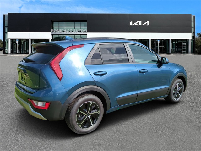 Vehicle image 5 of 28