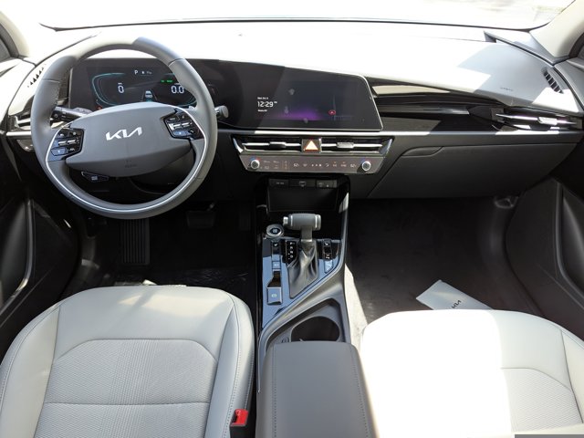 2025 Kia Niro EX Image 11 of 32