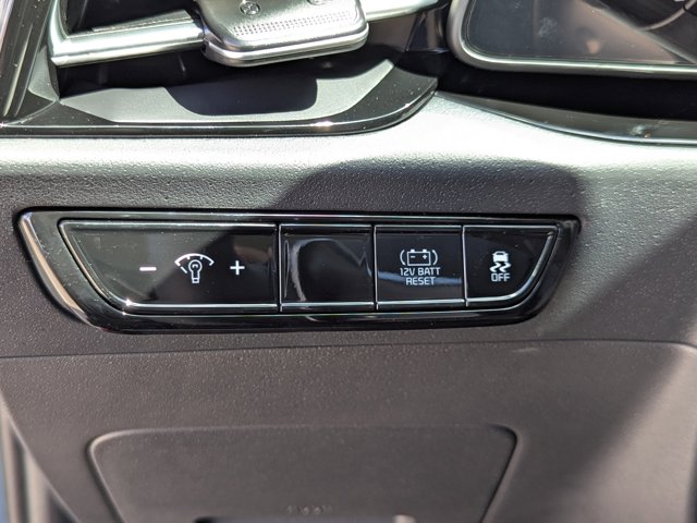 2025 Kia Niro EX Image 26 of 32