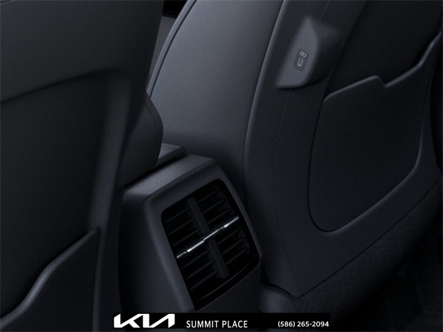 Vehicle image 26 of 27
