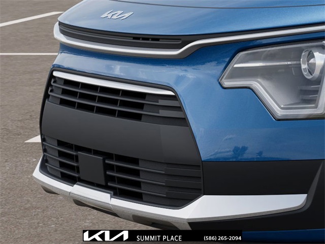 Vehicle image 13 of 27
