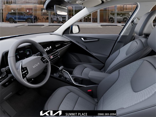 Vehicle image 17 of 27