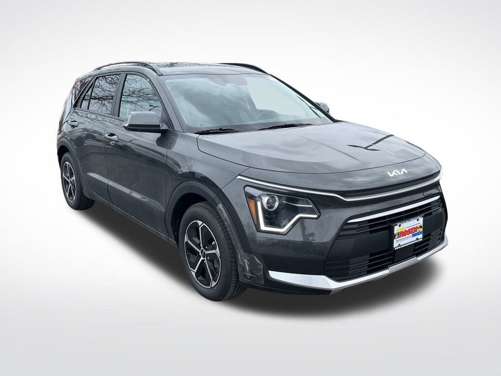 Vehicle image 3 of 32