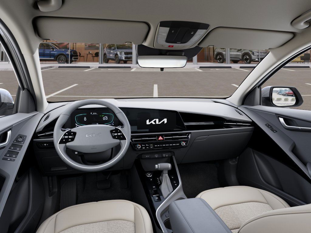 2025 Kia Niro EX Image 14 of 27