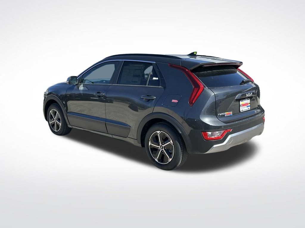 Vehicle image 8 of 34