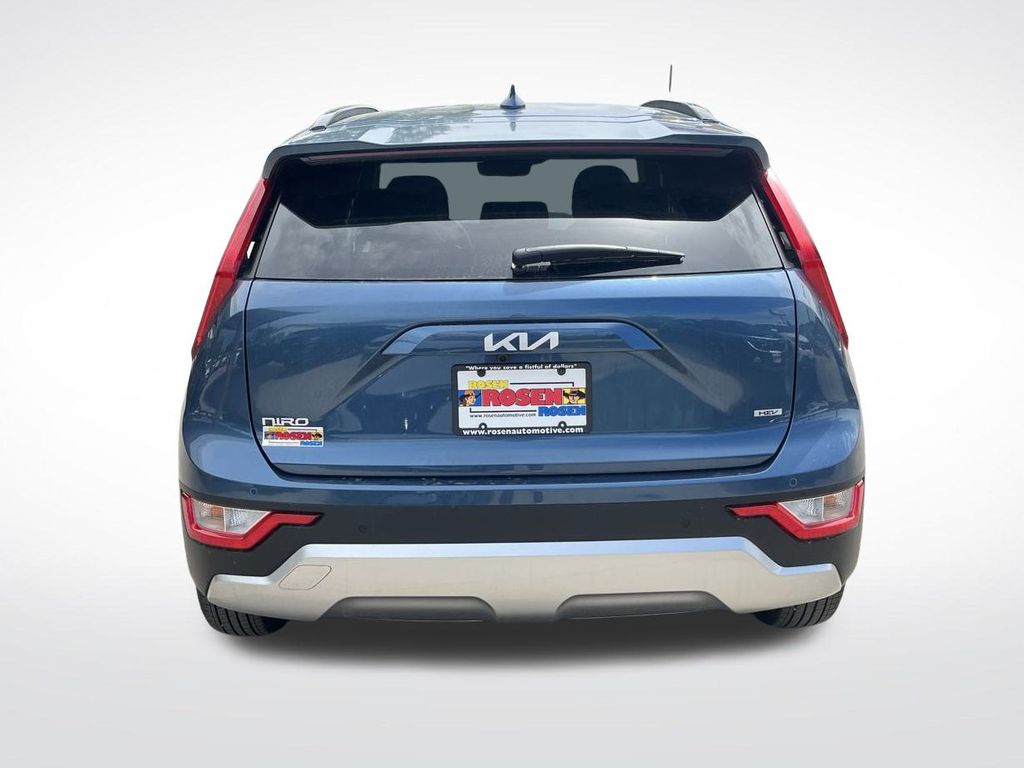 Vehicle image 6 of 35