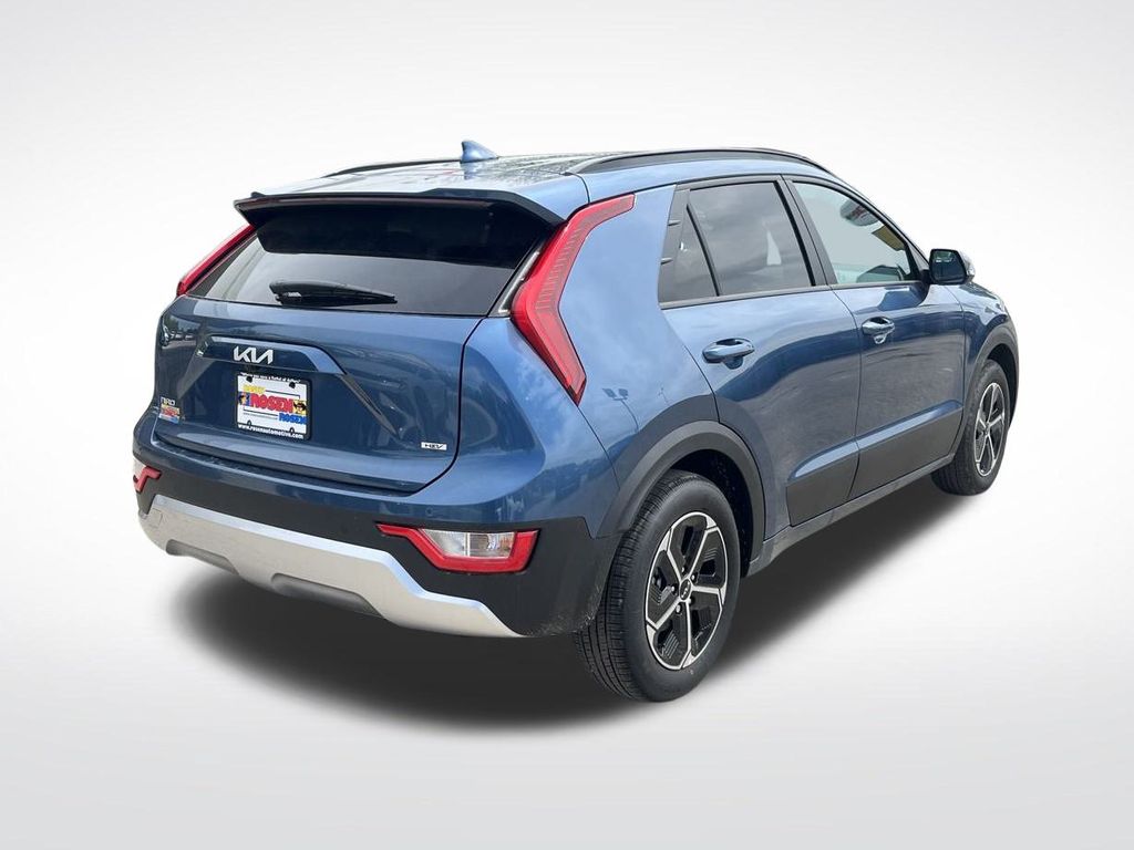 Vehicle image 5 of 35