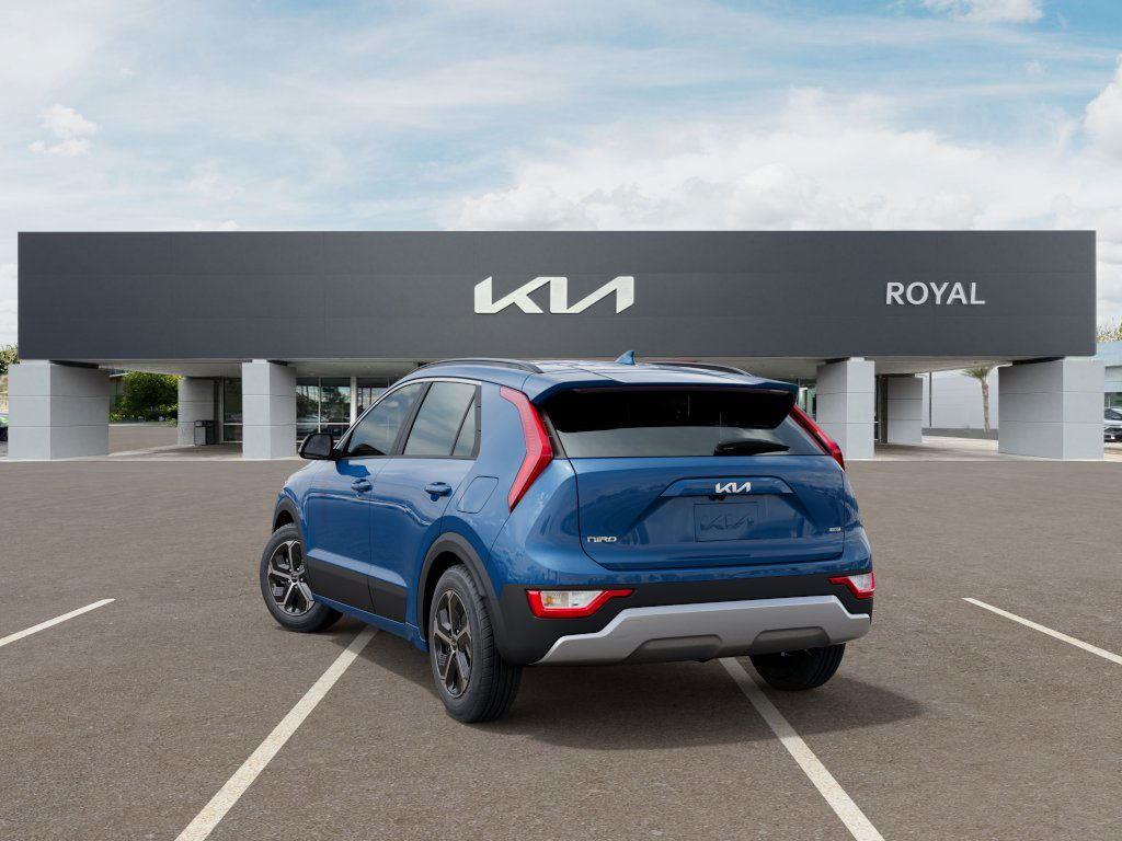 Vehicle image 8 of 27
