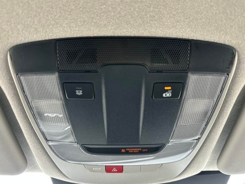 Vehicle image 24 of 35