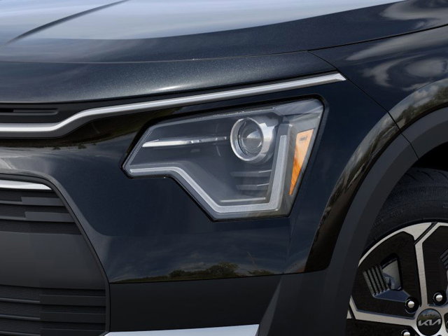 Vehicle image 11 of 27