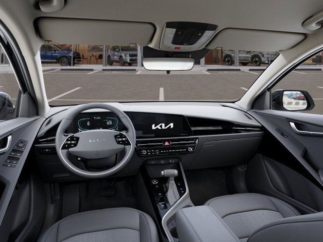 Vehicle image 14 of 27
