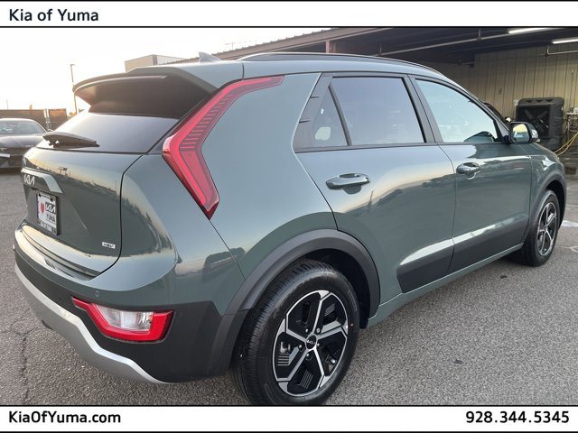Vehicle image 3 of 5