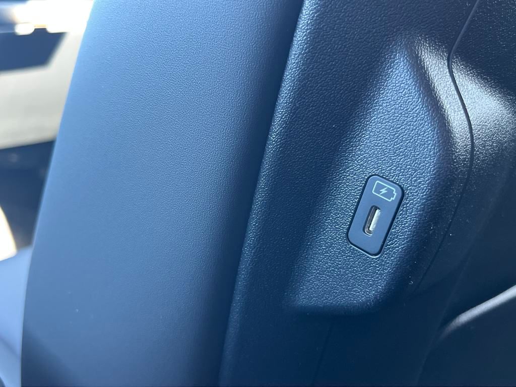 Vehicle image 34 of 35