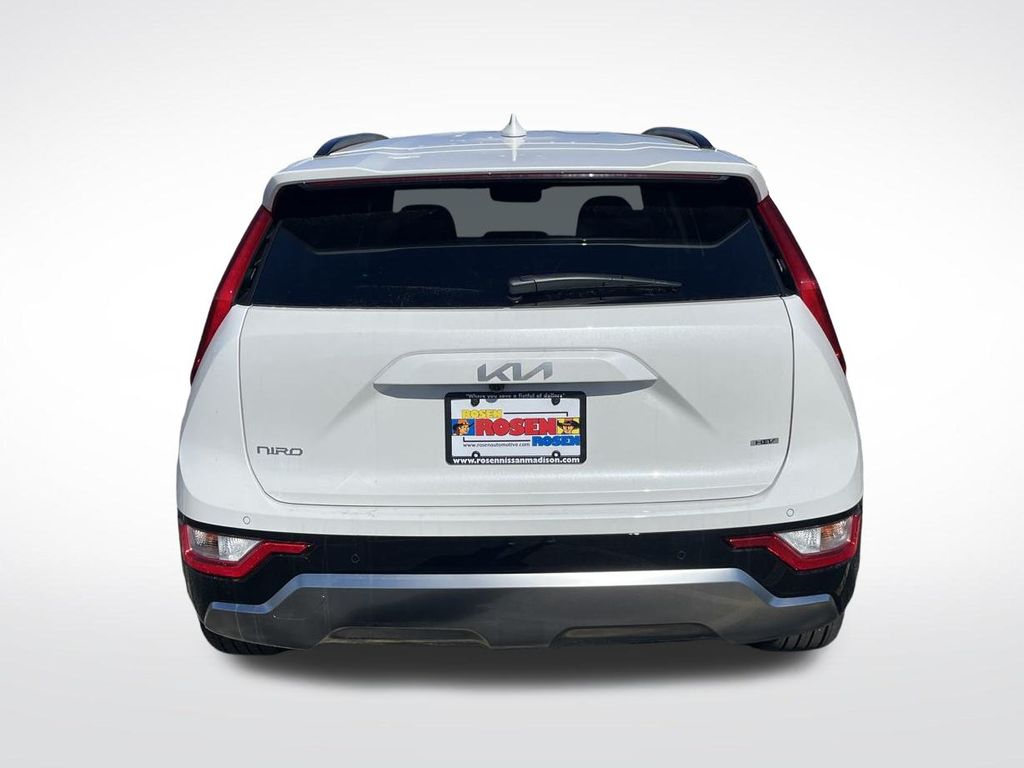Vehicle image 6 of 35