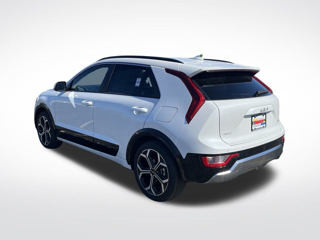 Vehicle image 7 of 35