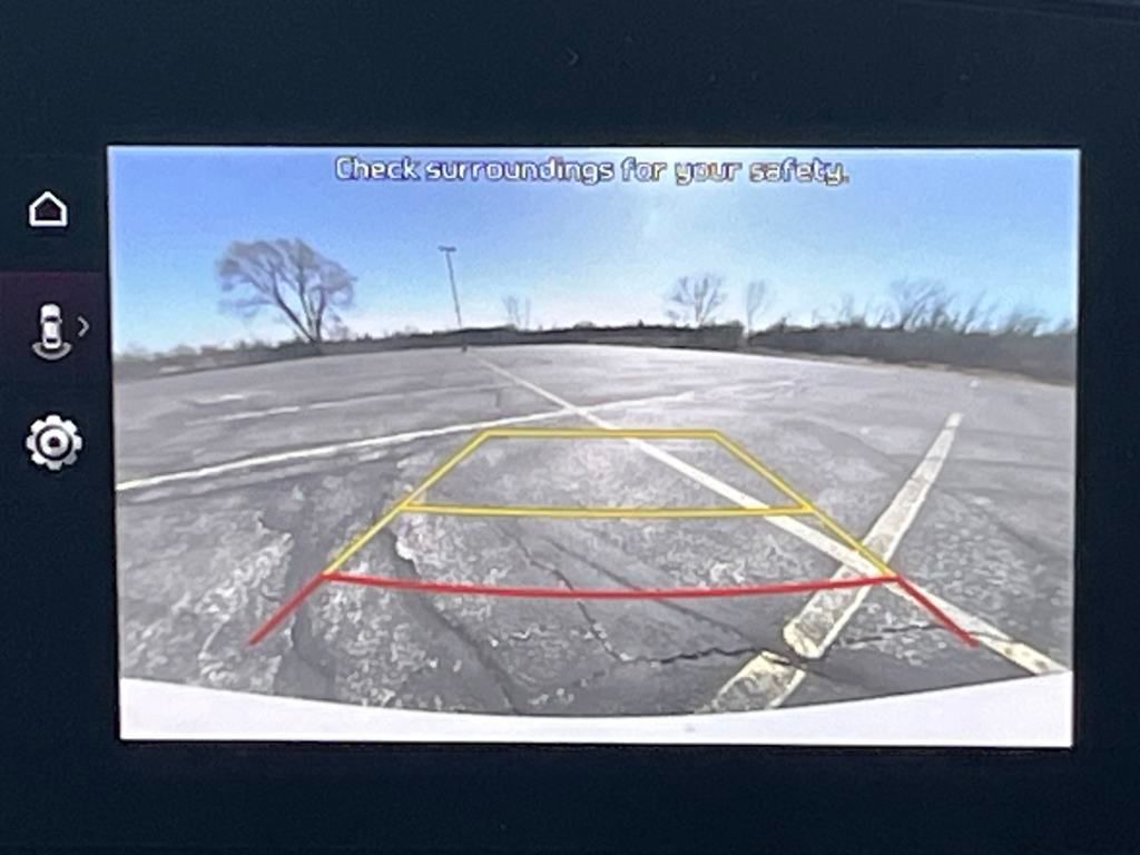 Vehicle image 25 of 35