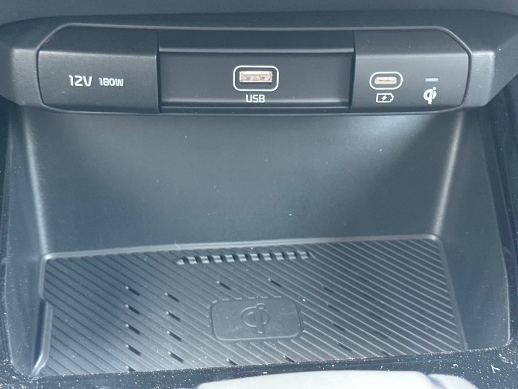 Vehicle image 12 of 43