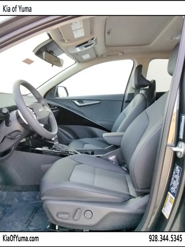 Vehicle image 6 of 6