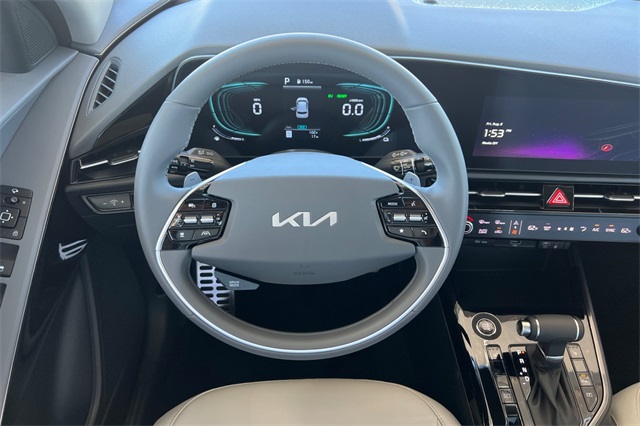 2025 Kia Niro EX Touring Image 15 of 37