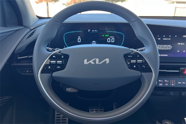 2025 Kia Niro EX Touring Image 30 of 37