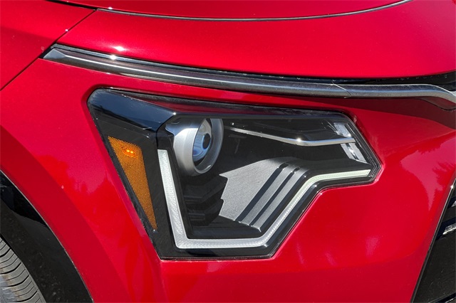 2025 Kia Niro EX Touring Image 24 of 37