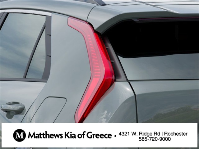 Vehicle image 11 of 27