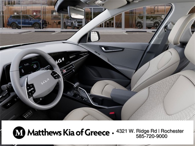 Vehicle image 17 of 27