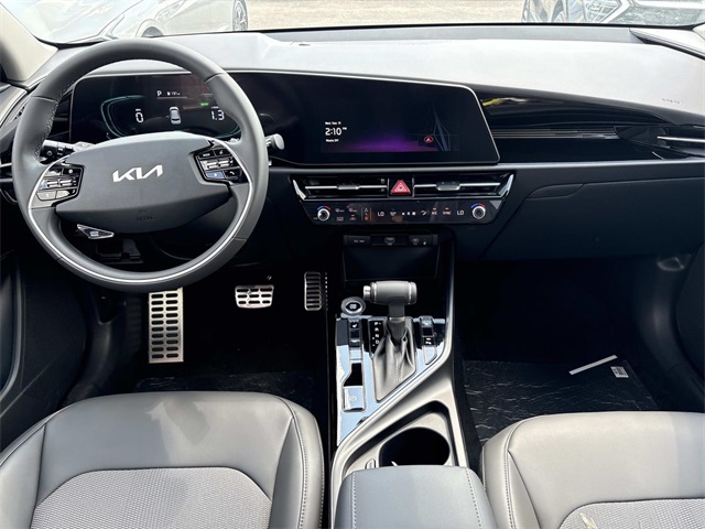 2025 Kia Niro EX Touring Image 13 of 33