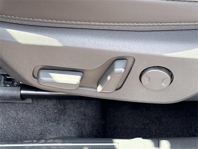 2025 Kia Niro EX Touring Image 33 of 33