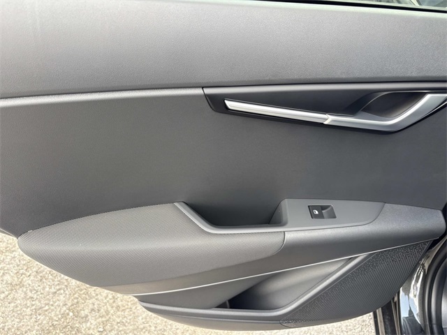 2025 Kia Niro EX Touring Image 23 of 33