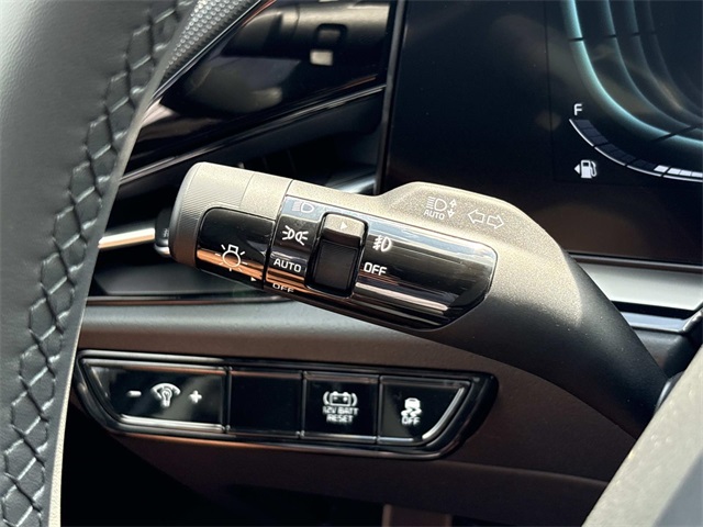 2025 Kia Niro EX Touring Image 27 of 33