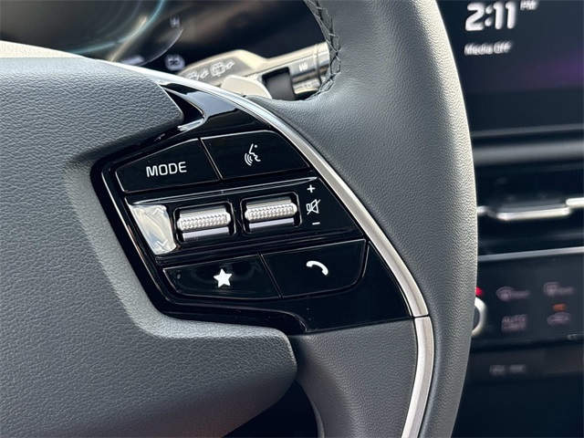 2025 Kia Niro EX Touring Image 28 of 33