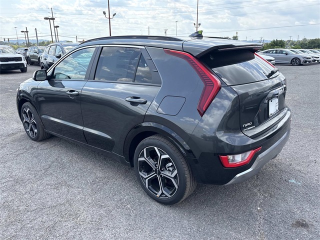 2025 Kia Niro EX Touring Image 6 of 33