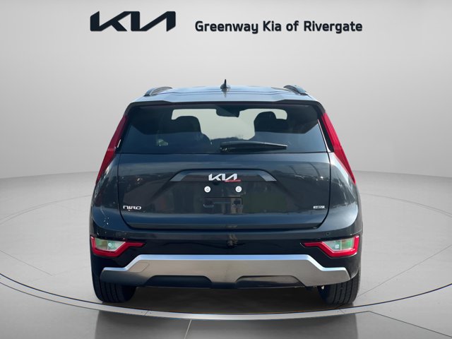 2025 Kia Niro EX Touring Image 6 of 35