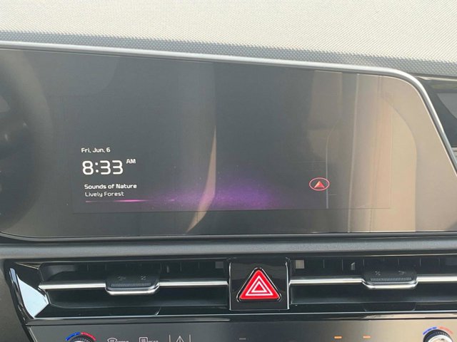 2025 Kia Niro EX Touring Image 14 of 35