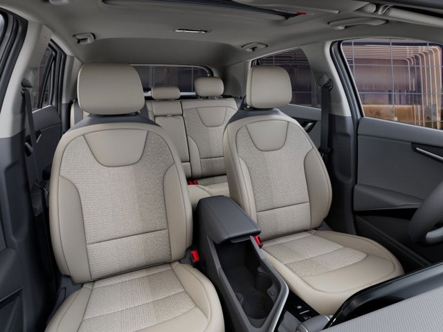 Vehicle image 15 of 27