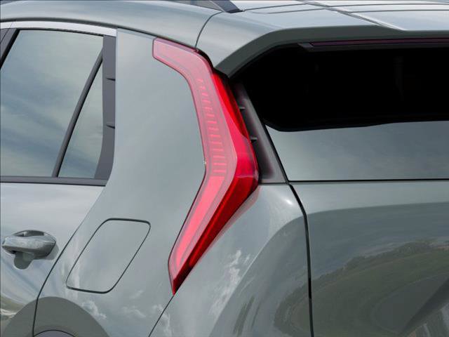 Vehicle image 12 of 27