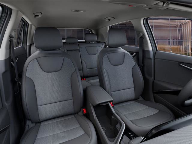 Vehicle image 15 of 27