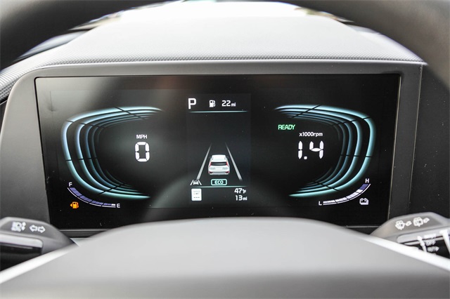 Vehicle image 22 of 25