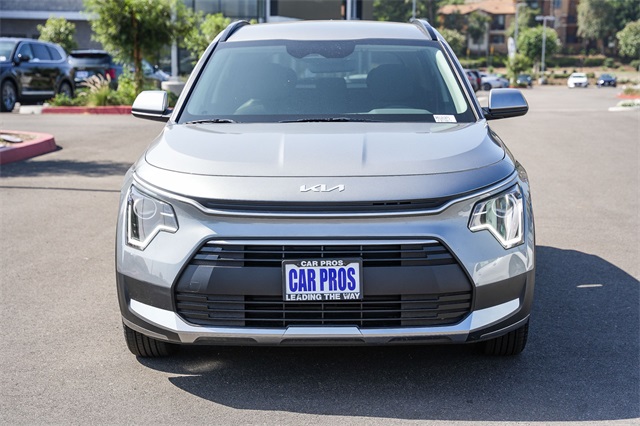 Vehicle image 2 of 25