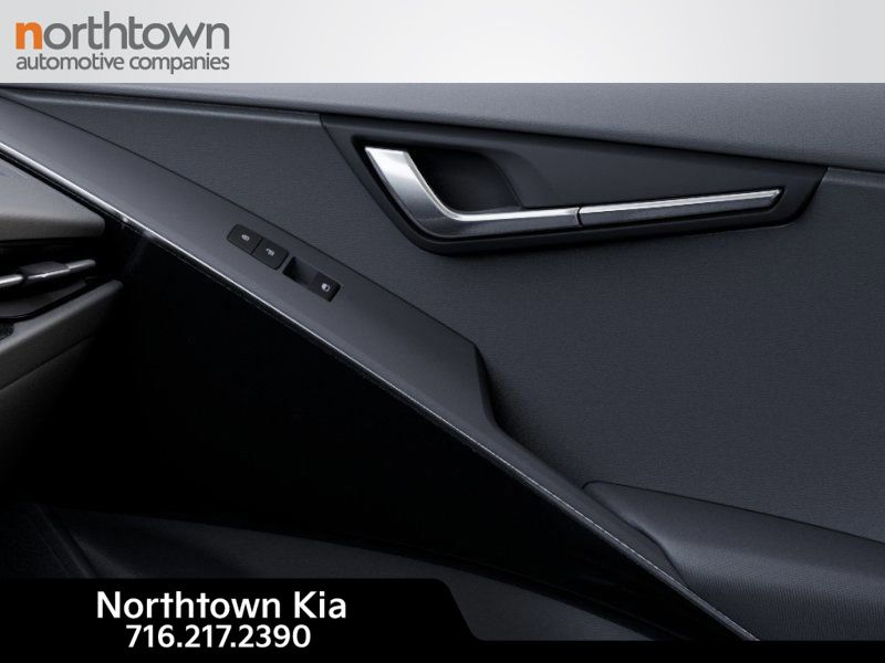 Vehicle image 28 of 30