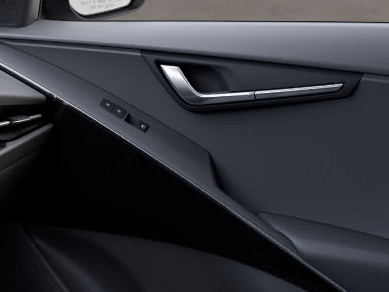 Vehicle image 25 of 27