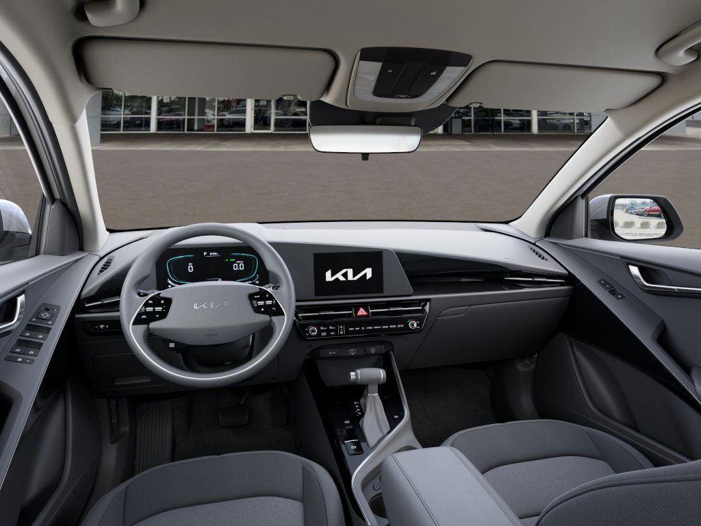 Vehicle image 14 of 27