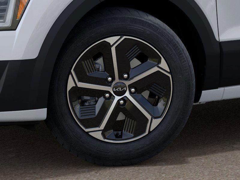 Vehicle image 10 of 27