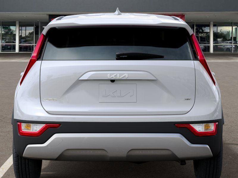 Vehicle image 7 of 27